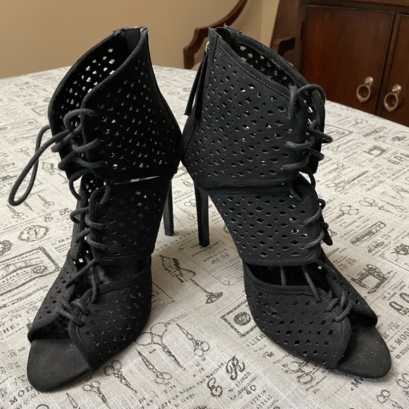 Zara black heels - Picture 2 of 3